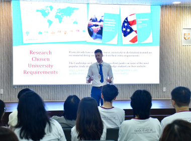 Dịch vụ Lắp đặt màn hình LED cho Trường Quốc tế Việt Úc (VAS)