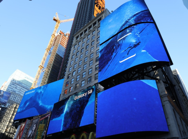 Thuê Màn Hình LED Lampro Chuyên Nghiệp Tại TDA Group