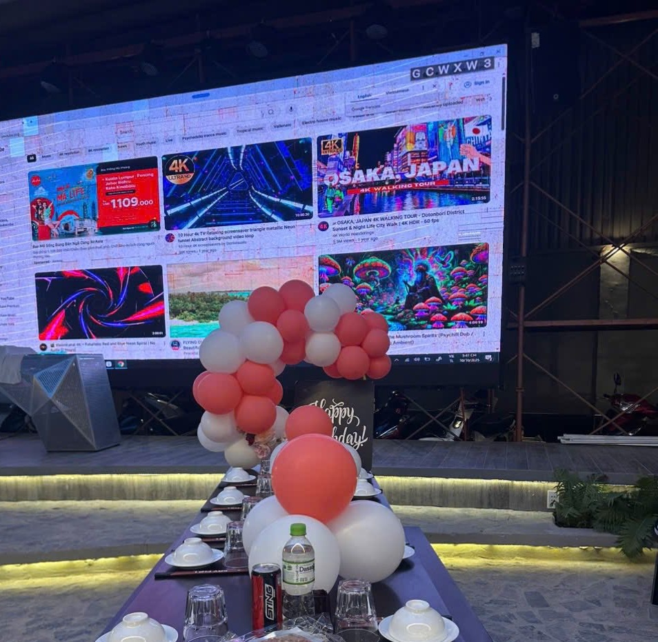 Màn hình LED nhà hàng