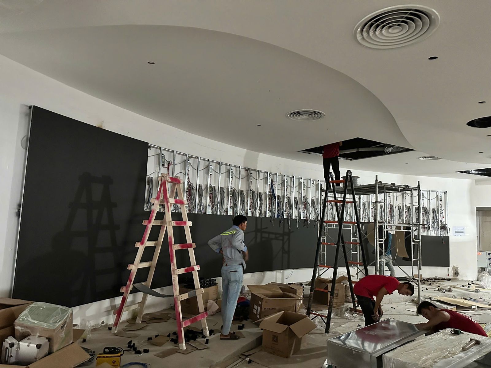 Màn hình LED Q2 Qiangli