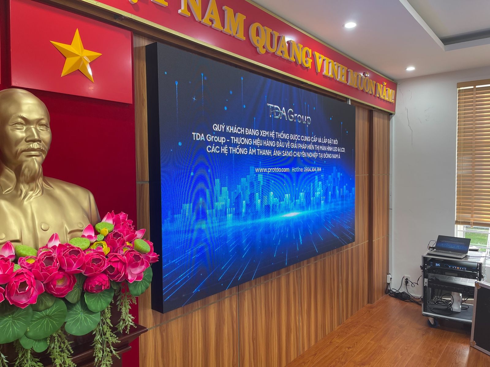 màn hình LED P2 cho phòng họp