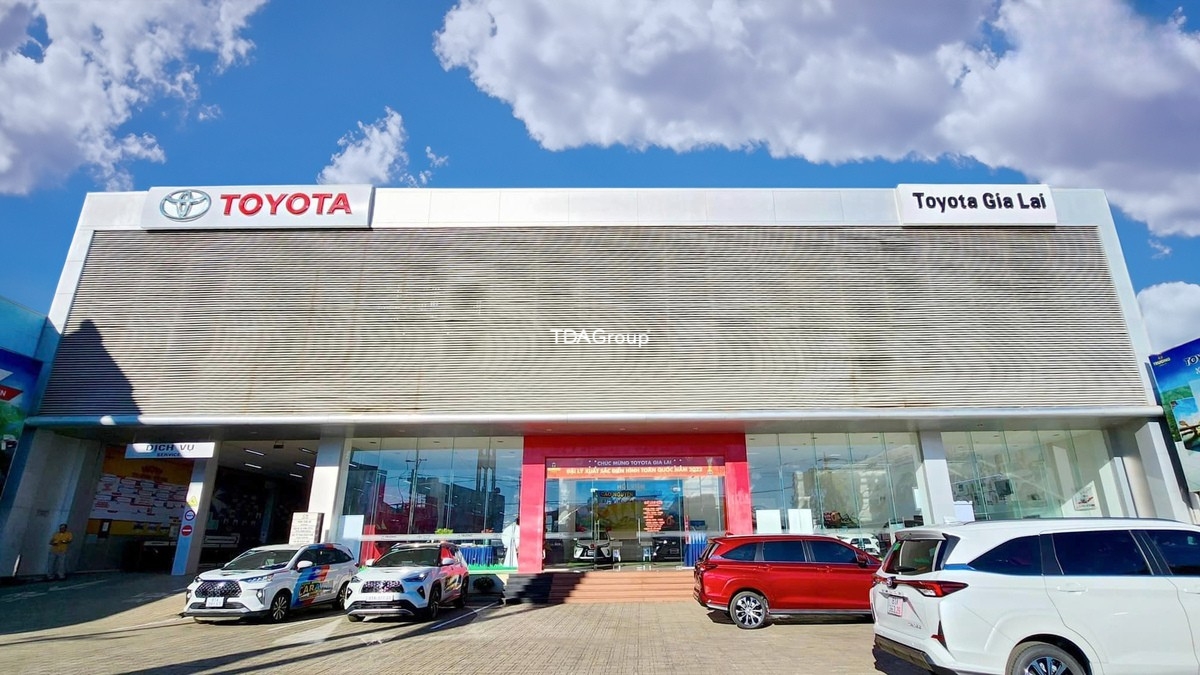 Màn hình LED showroom ô tô