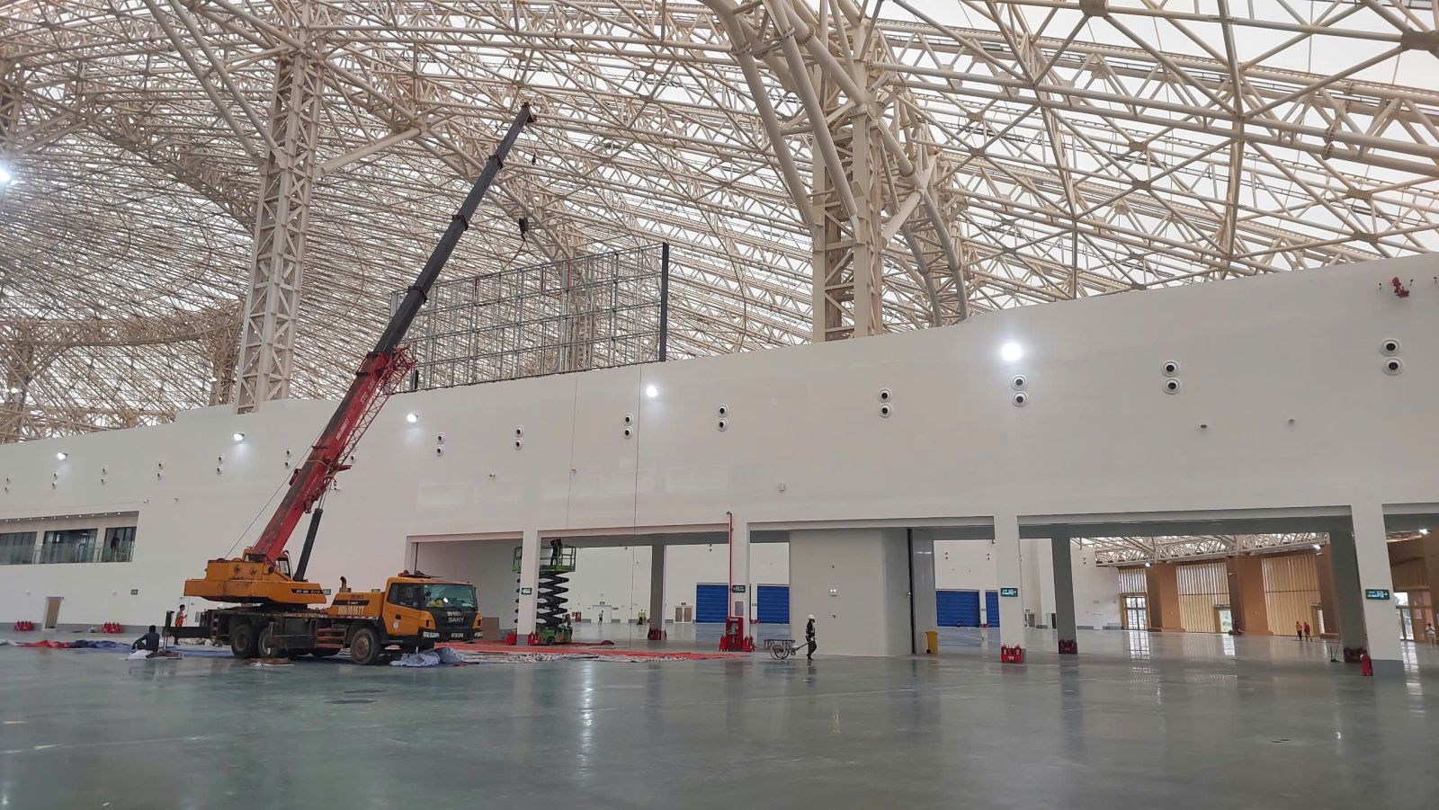 Thi công lắp đặt màn hình led