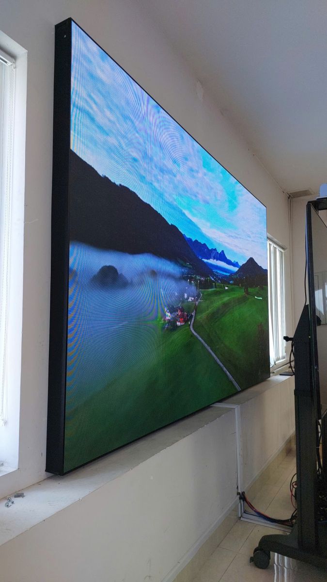 Lắp Đặt Màn Hình LED Phòng Họp
