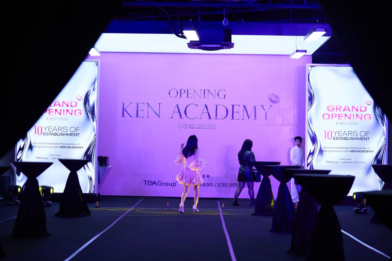 lắp đặt màn hình LED Ken Academy