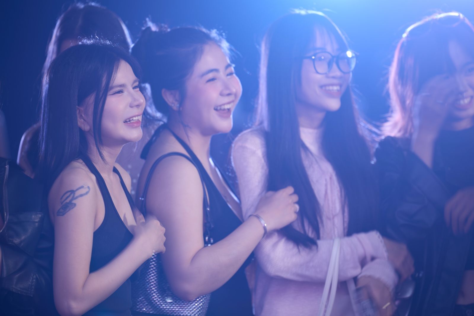 lắp đặt màn hình LED Ken Academy