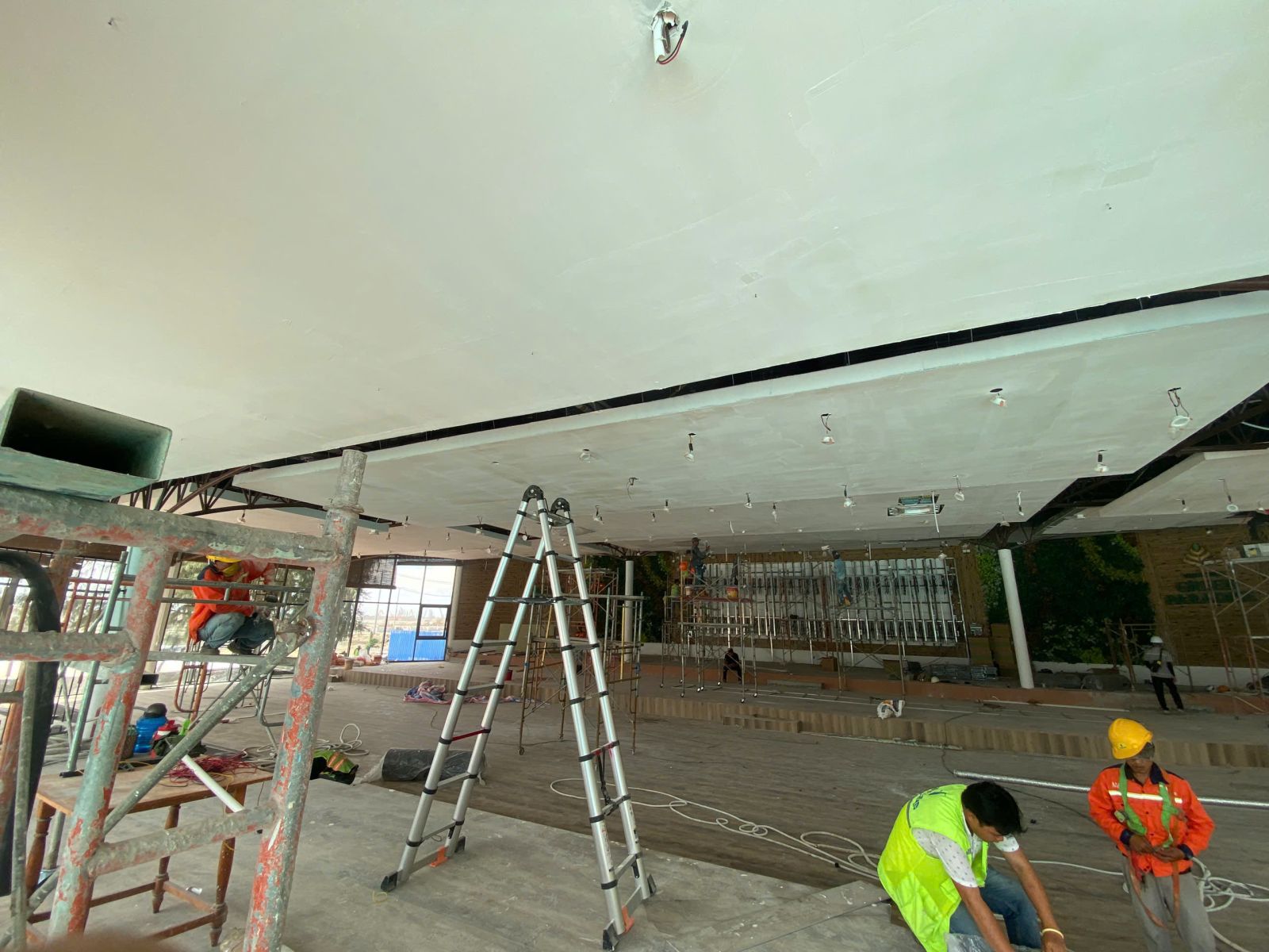 Lắp Đặt Màn Hình LED Cần Giờ