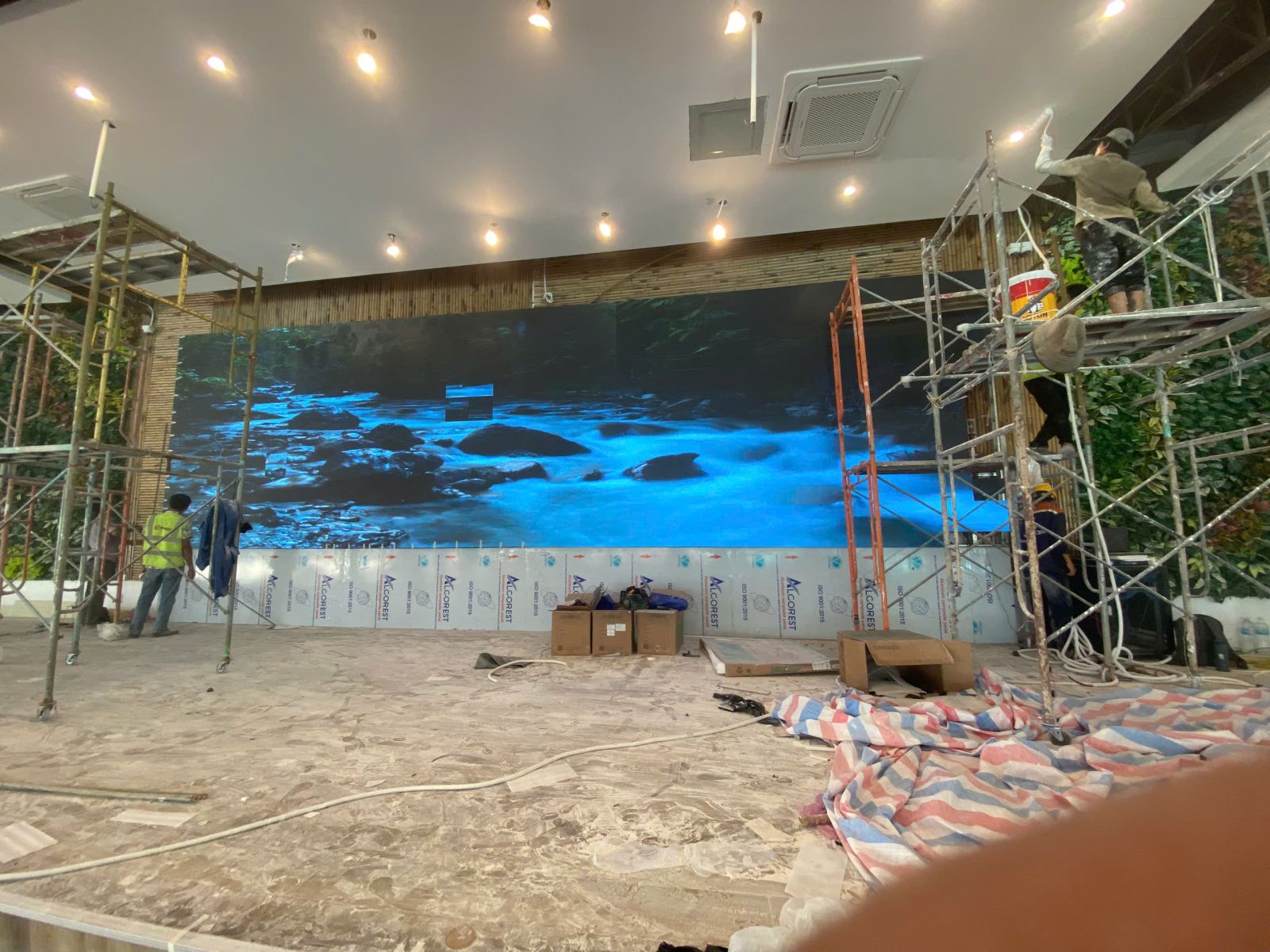 Lắp Đặt Màn Hình LED Cần Giờ