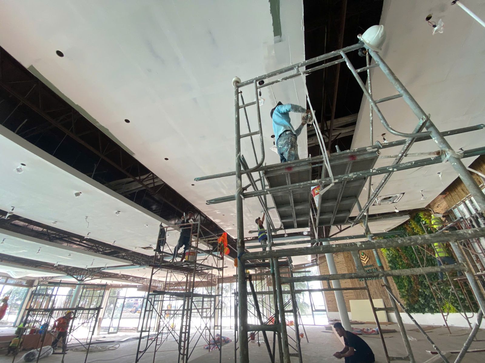 Lắp Đặt Màn Hình LED Cần Giờ