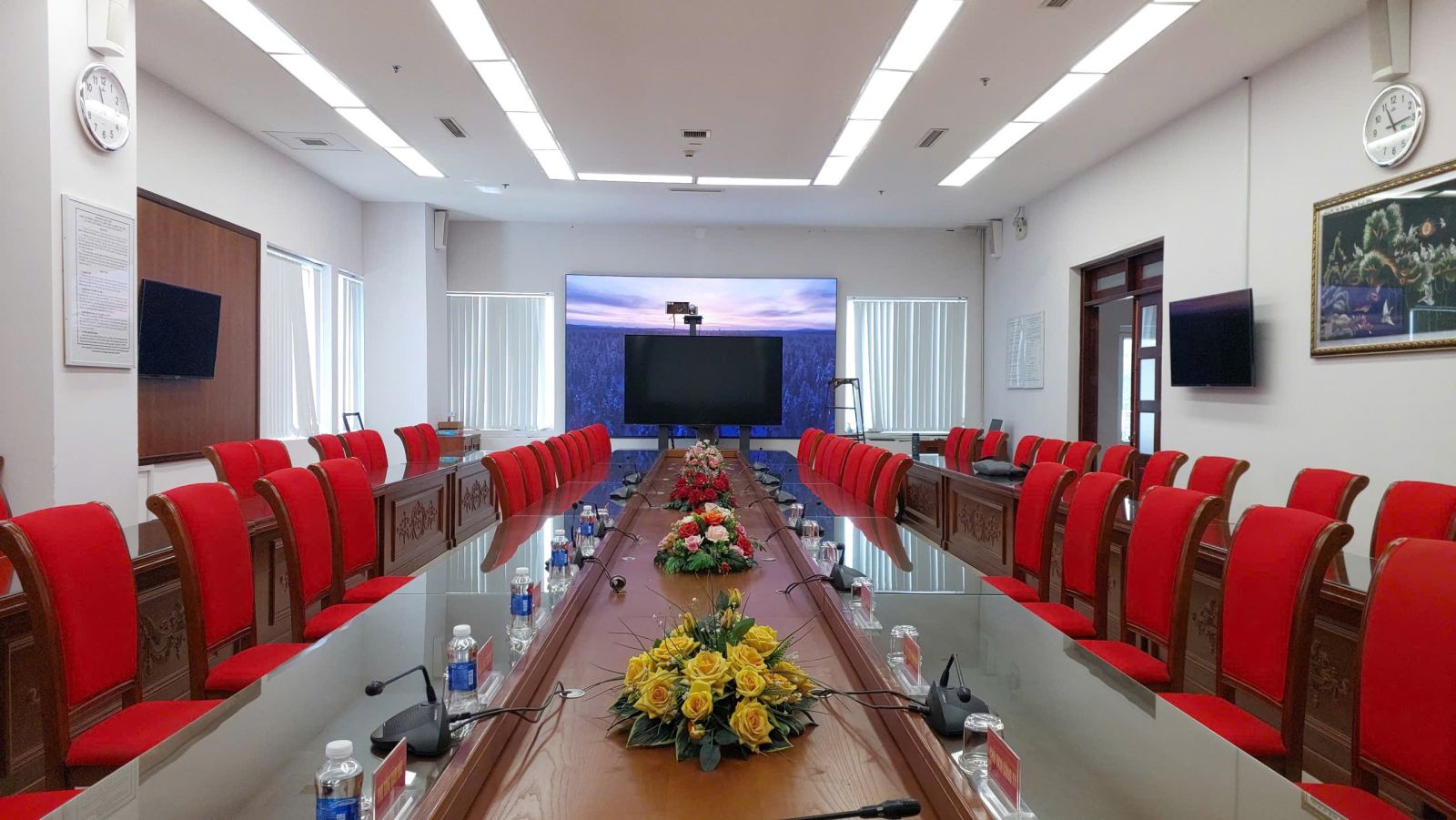 Màn hình LED Phòng Họp