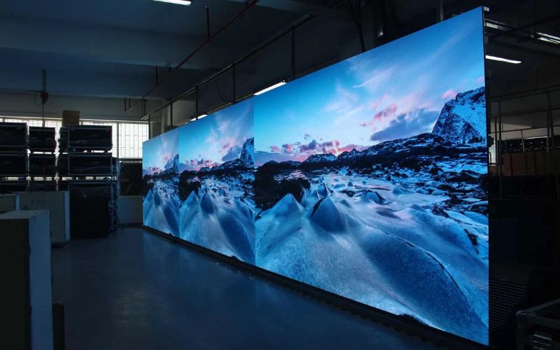 Màn hình LED điều khiển từ xa